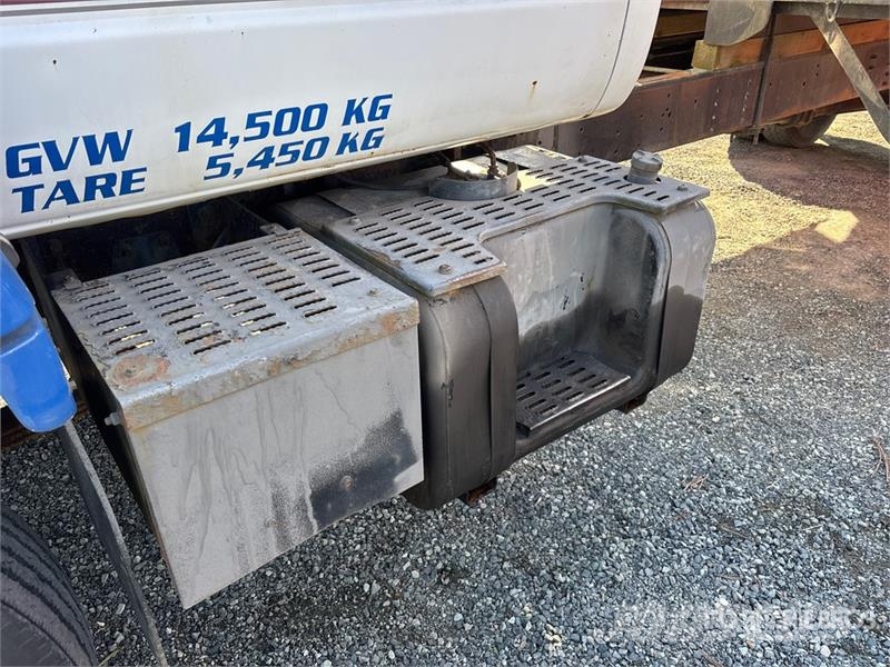 GMC 7500 Top Kick 4x2 Flatbed Truck Camion plateau