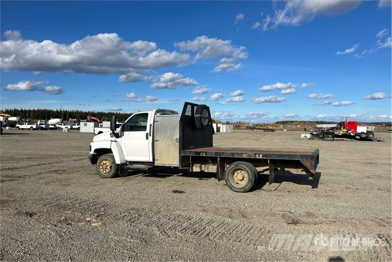 GMC C4500 Pritschenwagen/Pritschenwagen mit Seitenklappe