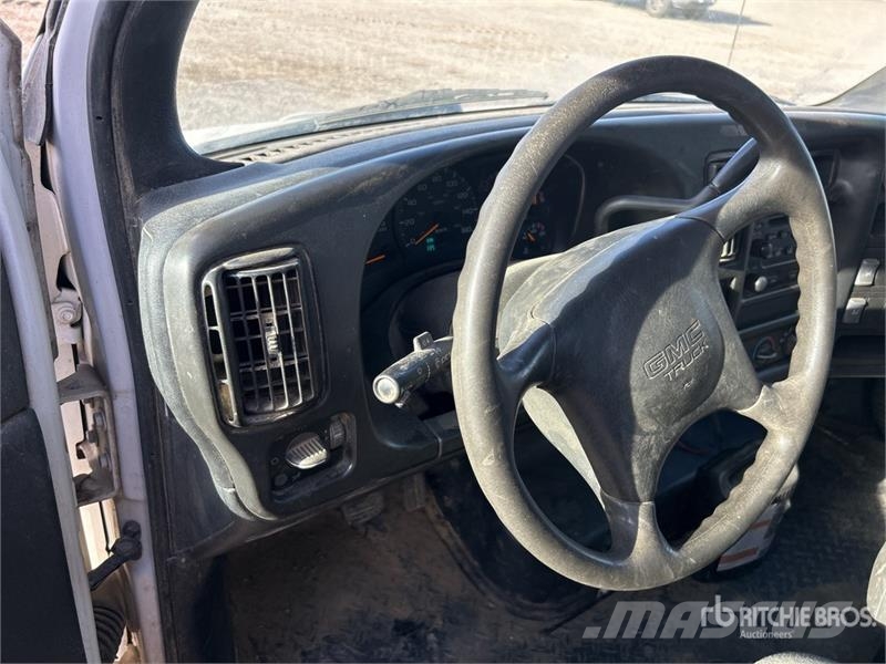 GMC C4500 Pritschenwagen/Pritschenwagen mit Seitenklappe