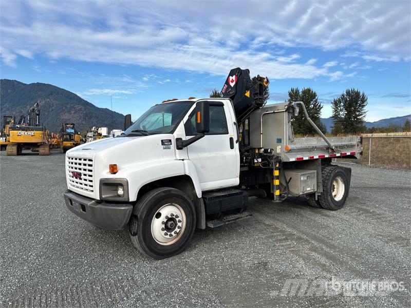 GMC C6500 شاحنات الرافعات