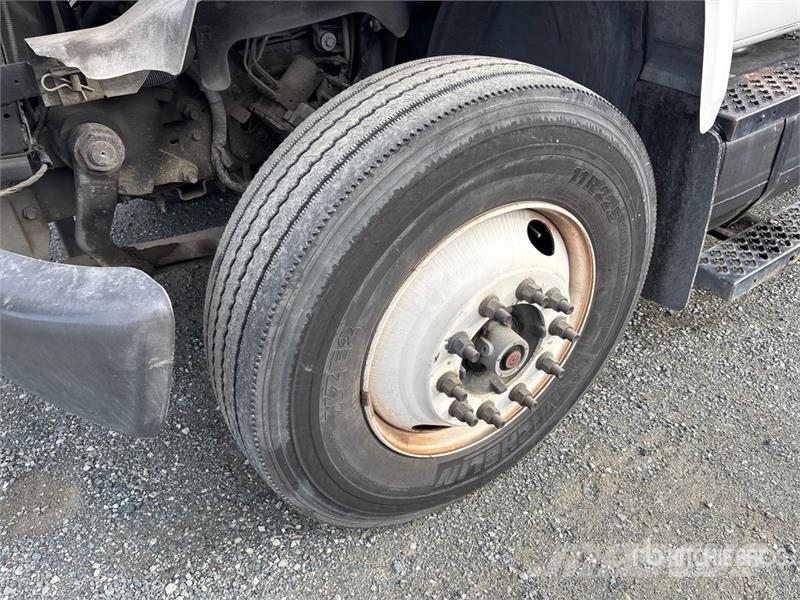GMC C6500 شاحنات الرافعات