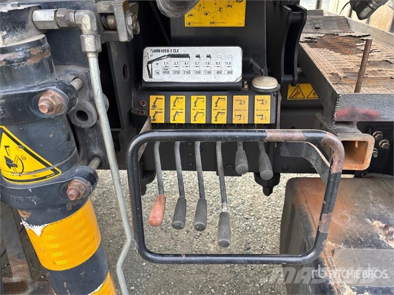 GMC C6500 شاحنات الرافعات
