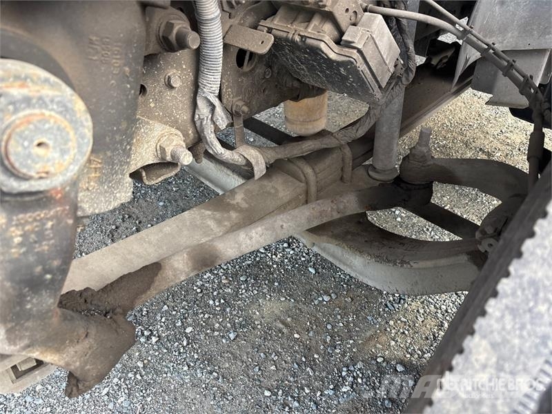 GMC C6500 شاحنات الرافعات