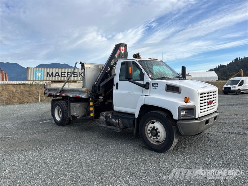 GMC C6500 شاحنات الرافعات