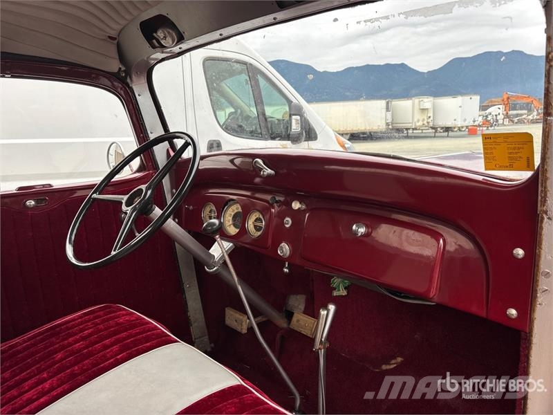 GMC Model T 14CB 4x2 Pickup (Inoperable) Furgoni altro