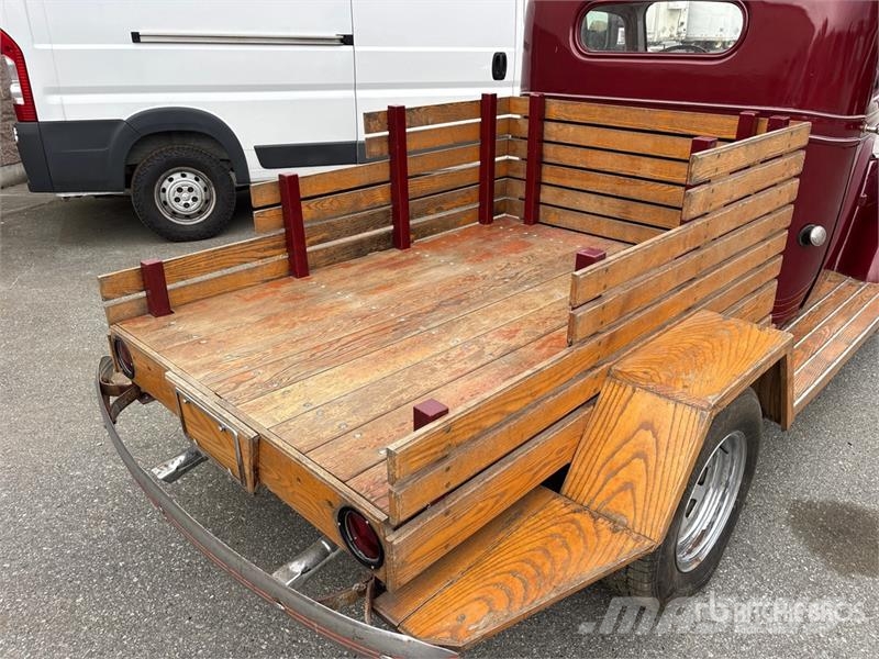 GMC Model T 14CB 4x2 Pickup (Inoperable) Furgoni altro