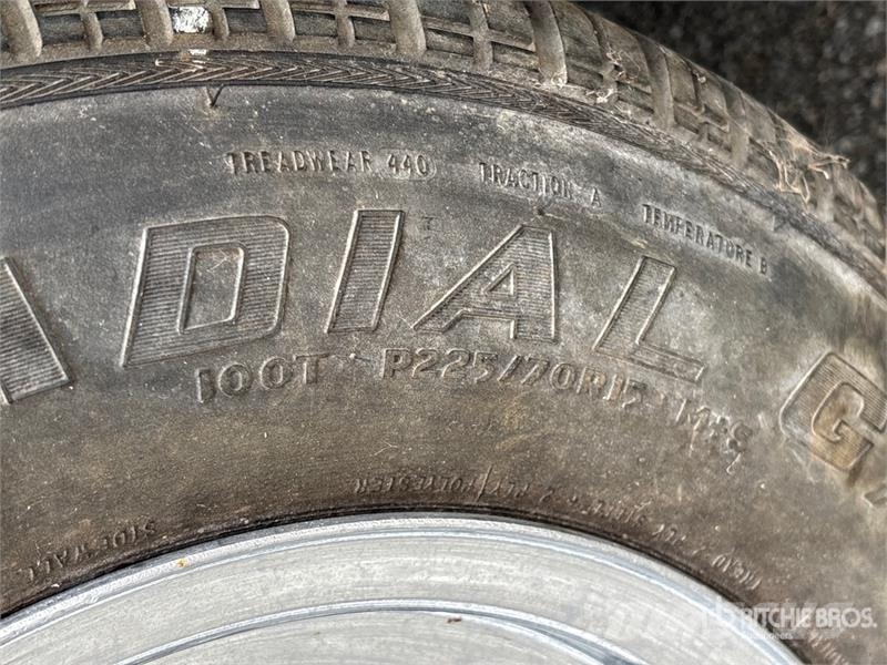 GMC Model T 14CB 4x2 Pickup (Inoperable) Furgoni altro