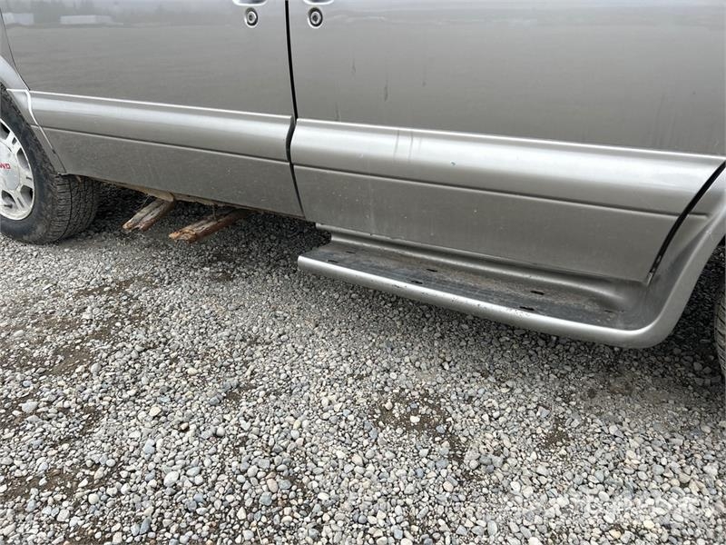 GMC Safari AWD 9 Passenger Van Preču pārvadāšanas furgoni