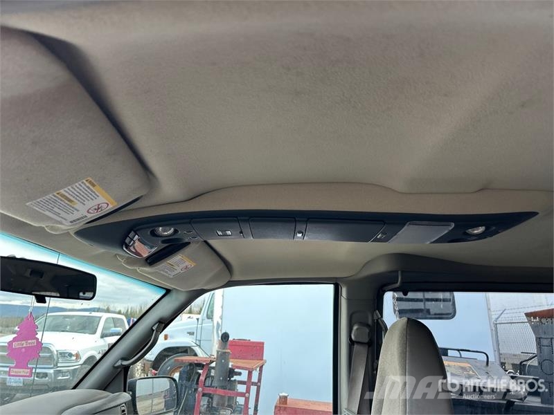 GMC Safari AWD 9 Passenger Van Preču pārvadāšanas furgoni