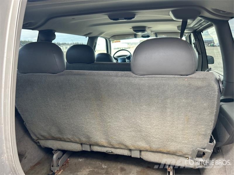 GMC Safari AWD 9 Passenger Van Preču pārvadāšanas furgoni