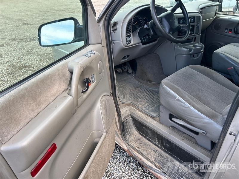 GMC Safari Cargo Van Dostavna vozila / kombiji