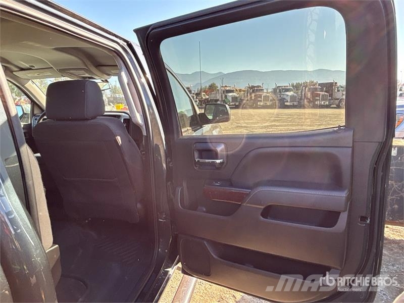 GMC Sierra 1500 Drugi