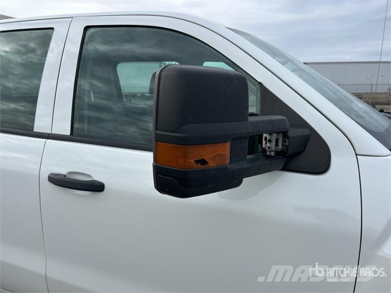 GMC Sierra 2500HD Прочие фургоны
