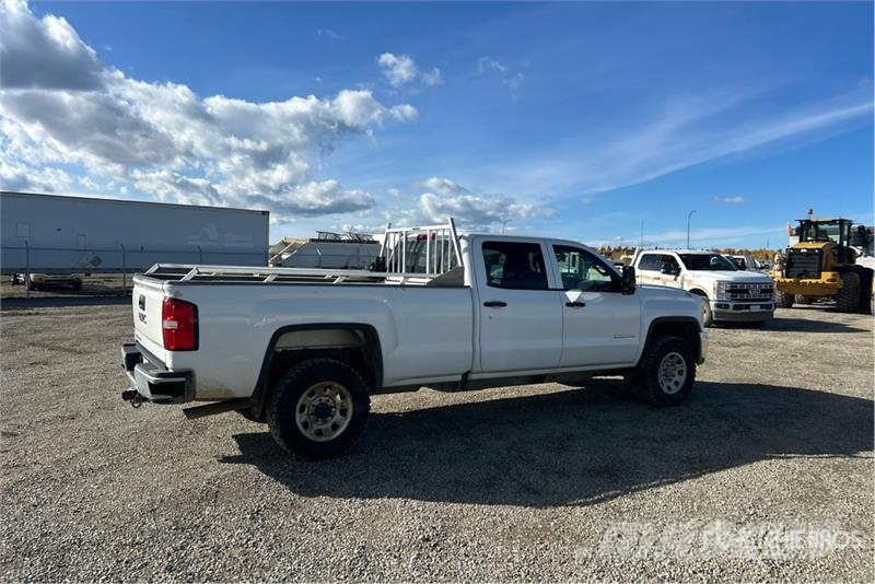 GMC Sierra 2500HD أخرى