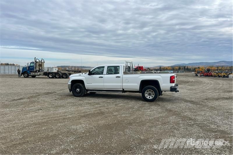 GMC Sierra 2500HD Прочие фургоны