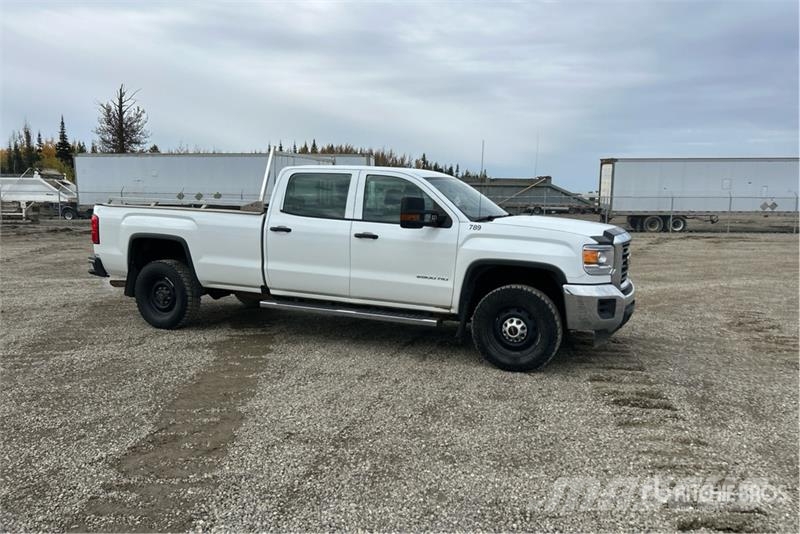 GMC Sierra 2500HD Прочие фургоны