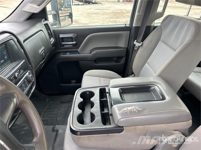 GMC Sierra 2500HD Прочие фургоны