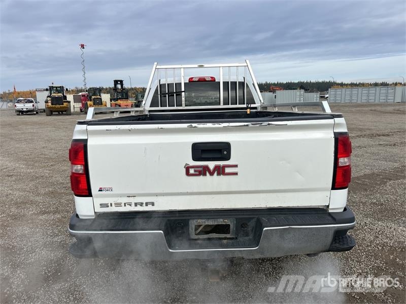 GMC Sierra 2500HD Прочие фургоны
