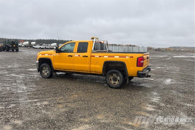 GMC Sierra 2500HD Andere Transporter