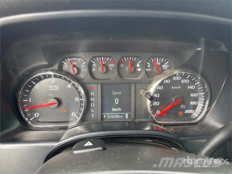 GMC Sierra 2500HD Прочие фургоны