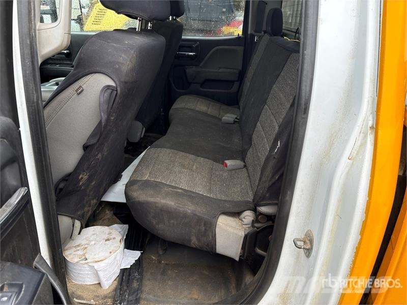GMC Sierra 2500HD Andere Transporter