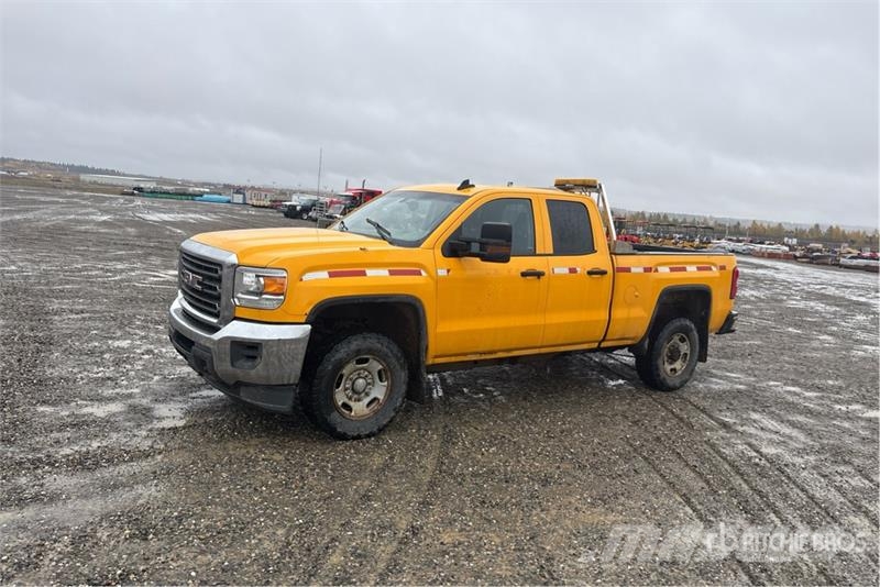 GMC Sierra 2500HD Andere Transporter