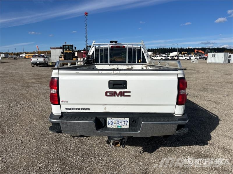 GMC Sierra 2500HD أخرى