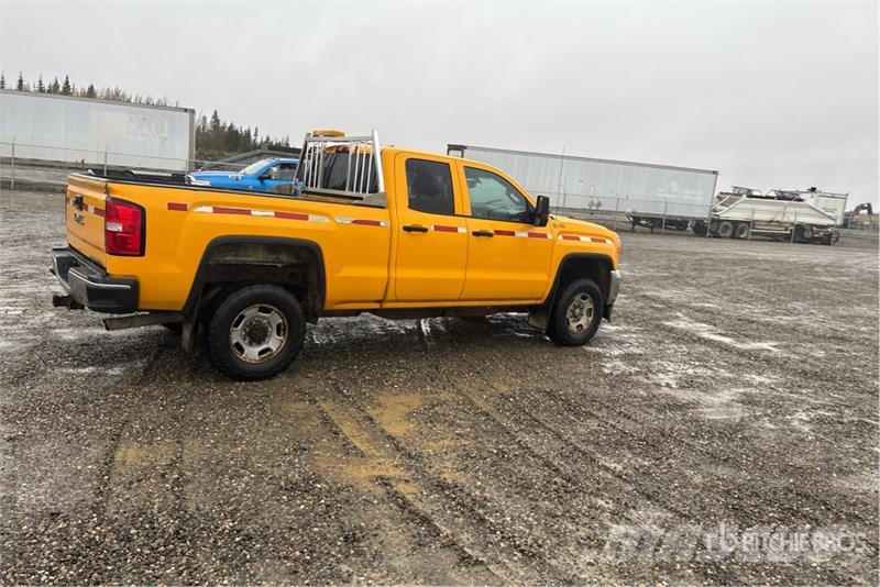 GMC Sierra 2500HD Andere Transporter