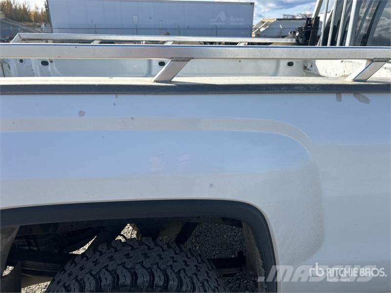 GMC Sierra 2500HD أخرى