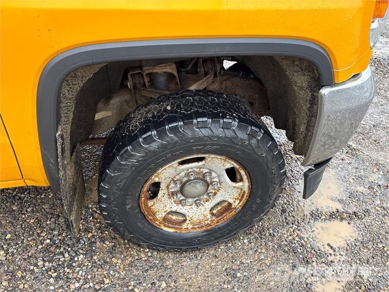 GMC Sierra 2500HD Andere Transporter