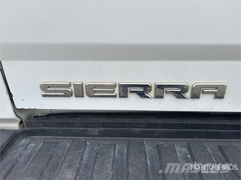 GMC Sierra 2500HD 其他
