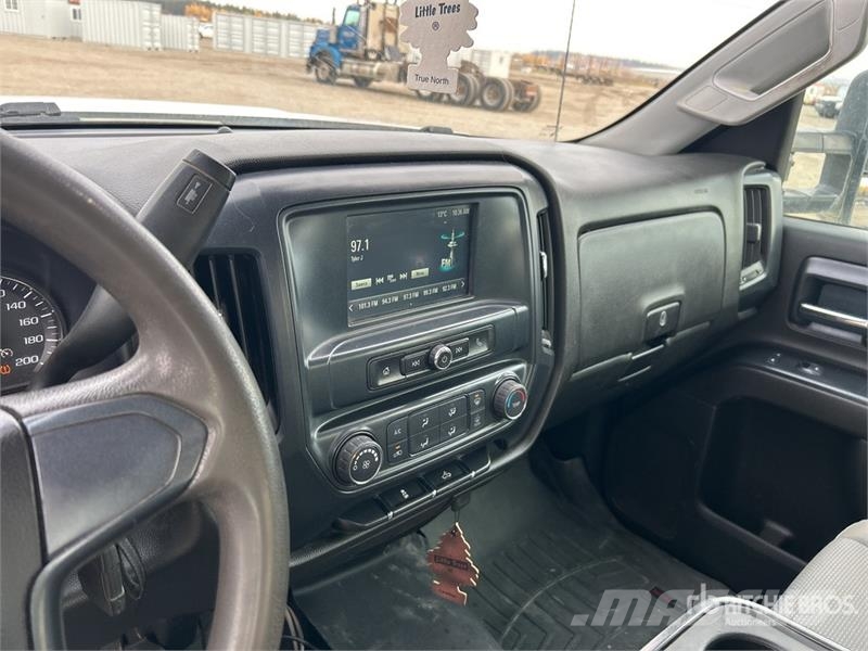 GMC Sierra 2500HD Прочие фургоны