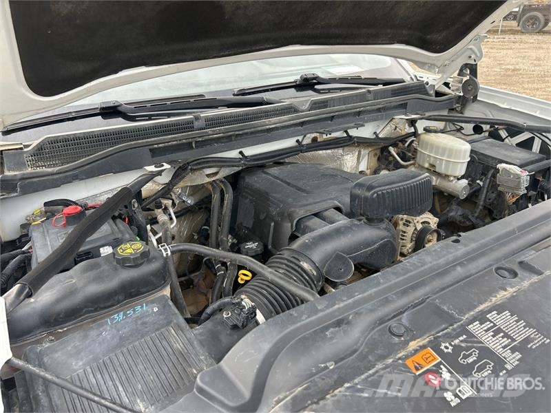 GMC Sierra 2500HD Прочие фургоны