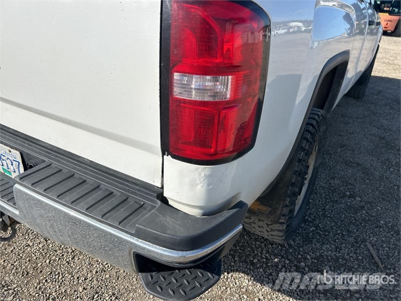 GMC Sierra 2500HD أخرى