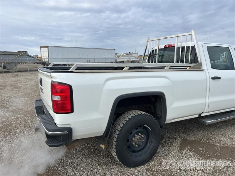 GMC Sierra 2500HD Прочие фургоны