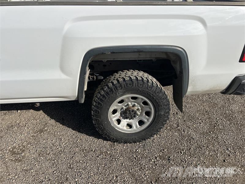 GMC Sierra 2500HD أخرى