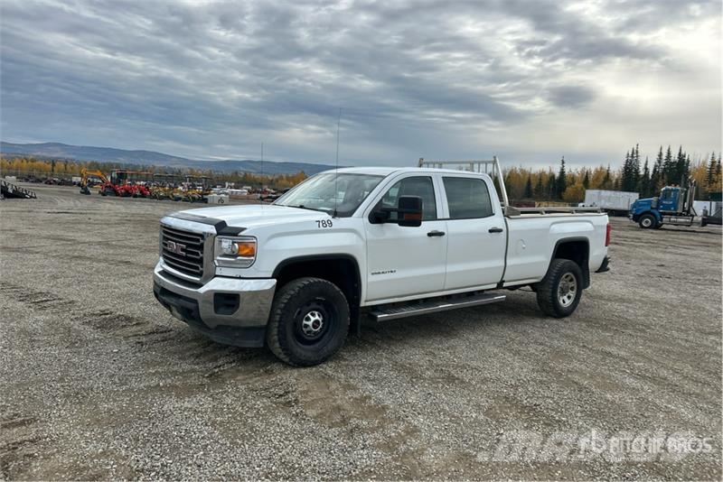 GMC Sierra 2500HD Прочие фургоны