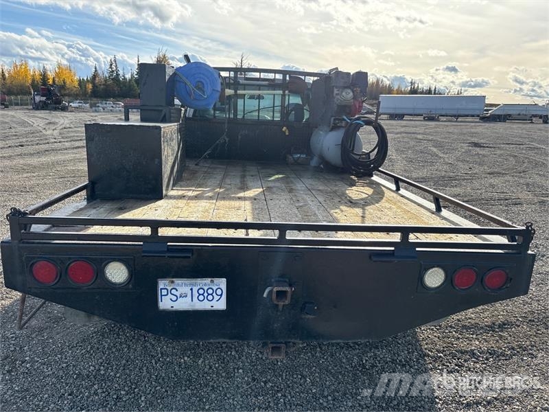 GMC Sierra 3500 4x4 Flatbed Truck Camion con sponde ribaltabili