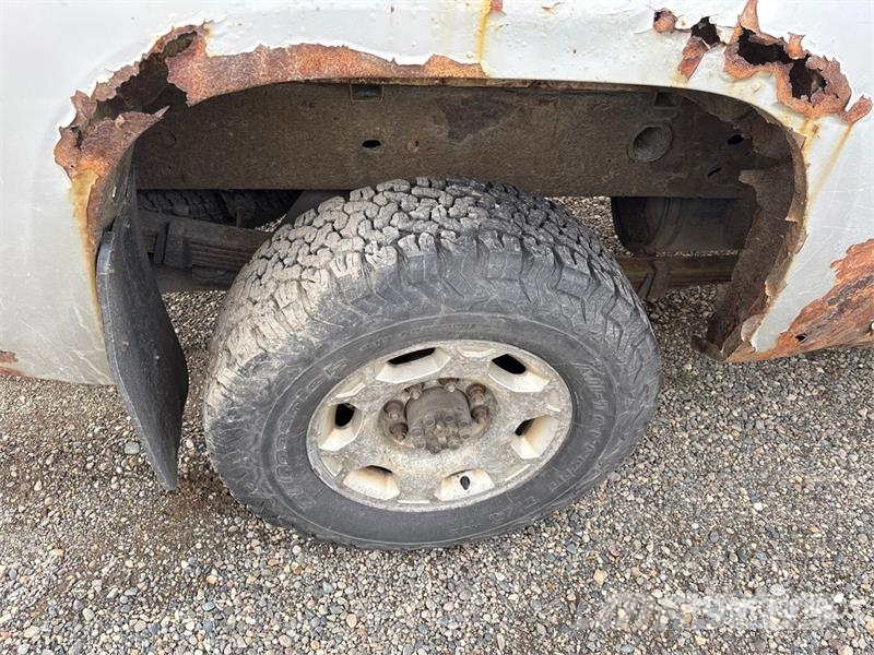 GMC Sierra 3500HD 4x4 Extended Cab Pickup Inne