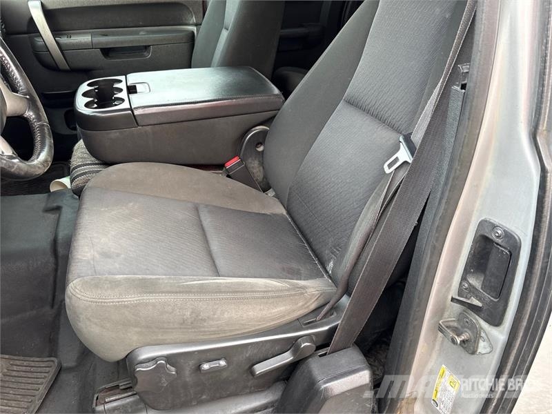 GMC Sierra 3500HD 4x4 Extended Cab Pickup Inne
