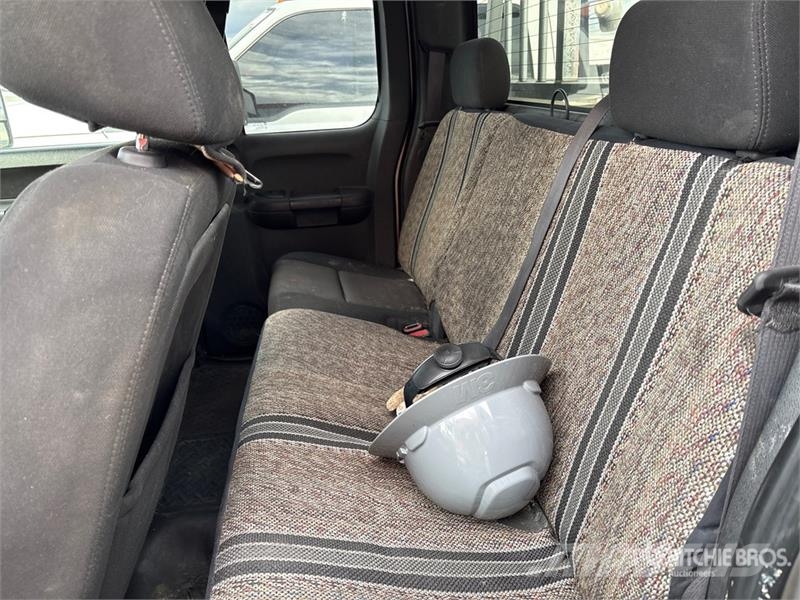 GMC Sierra 3500HD 4x4 Extended Cab Pickup Inne