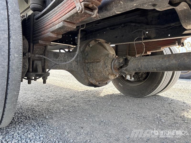 GMC T6500 Plošinové nákladné automobily/nákladné automobily so sklápacími bočnicami