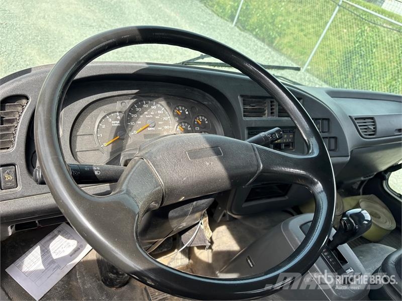 GMC T6500 Plošinové nákladné automobily/nákladné automobily so sklápacími bočnicami