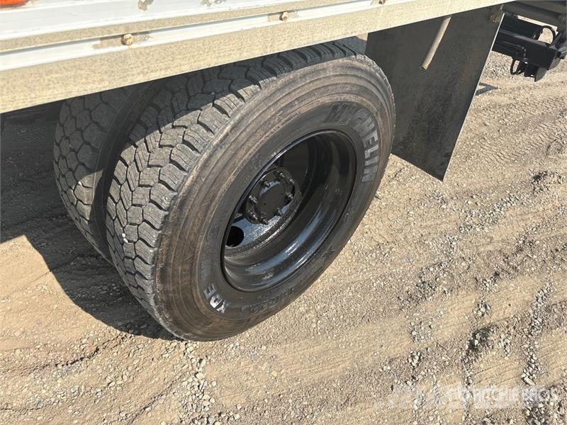 GMC T7500 Isotermos y frigoríficos