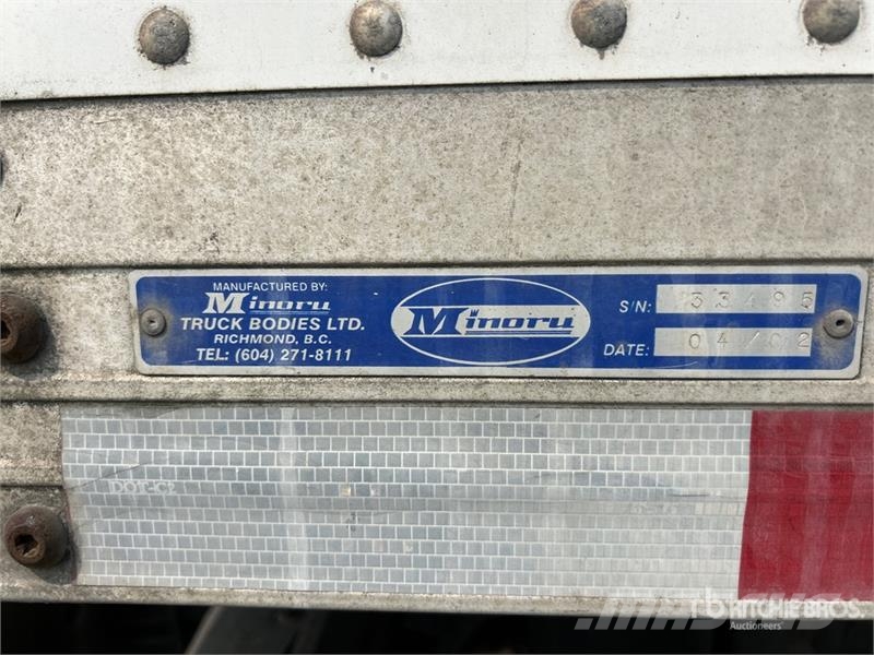 GMC T7500 4x2 Van Truck Kofferaufbau