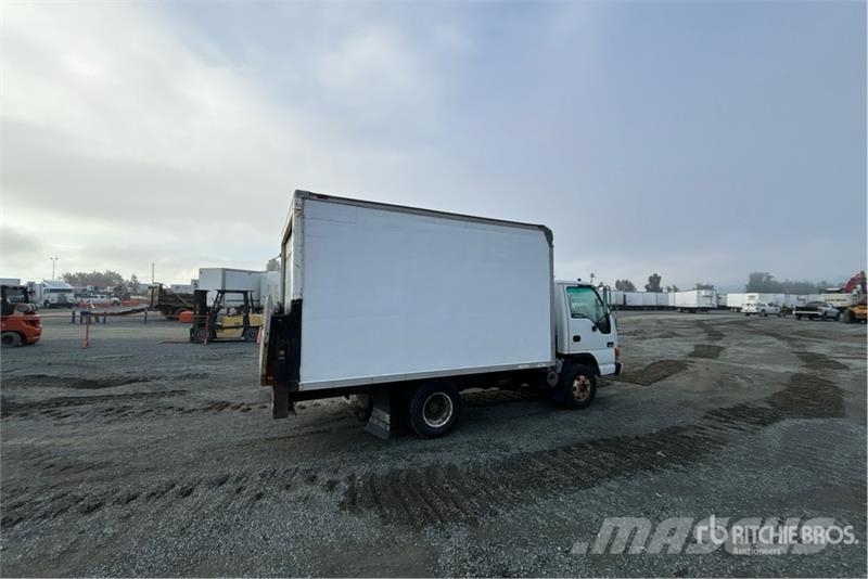 GMC W3500 Грузовики-Фургоны