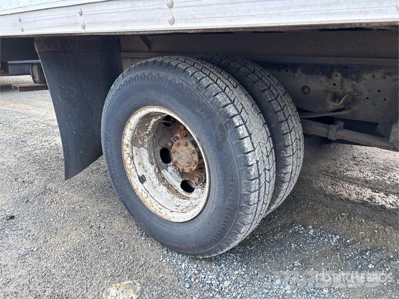 GMC W3500 Грузовики-Фургоны