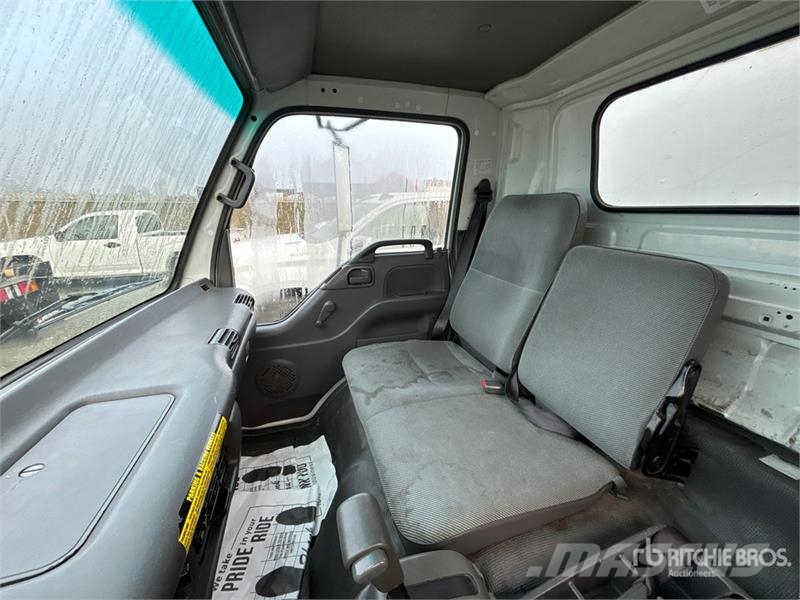 GMC W3500 Грузовики-Фургоны