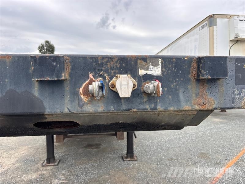 Great Dane 53 ft Tri/A Step Deck Trailer لوادر منخفضة