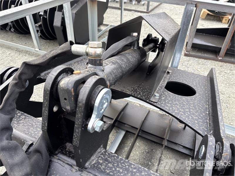  Greatbear 72 in Rock Skid Steer Grapple Bucket (Un Grapples